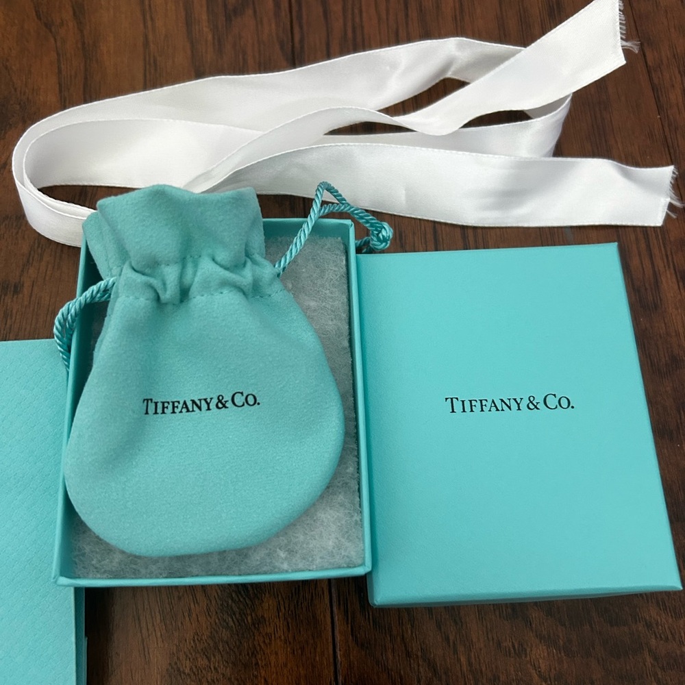 Tiffany & Co gift box set - Picture 3 of 4